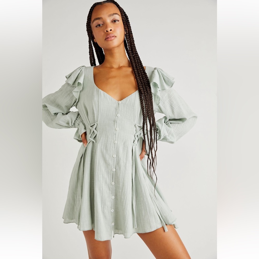 Free People- In The Mood For Frills mini dress, excellent condition- L